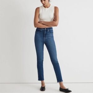Madewell Stovepipe Jeans - MEDIUM WASH